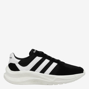 Tenis para hombre negros con 3 rayas blancas, agujetas negras y suela gruesa blanca