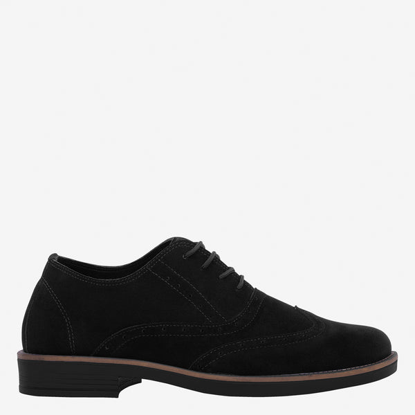 Mocasín JERO para hombre negro, frente con cordones y costuras visibles
